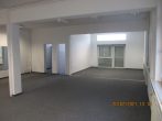 Ladeneinheit in Wohn-und Geschäftshaus in Ostfildern-Scharnhausen-Als Kapitalanlage geeignet - Büro EG