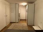 2 Zimmer WHG möbliert mit Einbauküche - Schlafzimmer Schrank