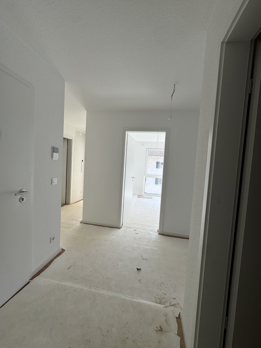 WOHNRESIDENZ PARTNACH - 4 Zi Wohnung - C12 - Flur (14066)