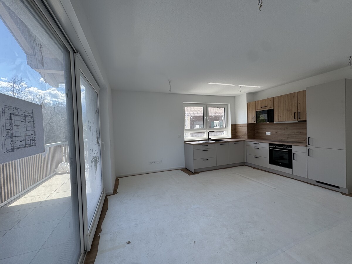 WOHNRESIDENZ PARTNACH - 3 Zi Wohnung - C14 - Einbauküche offen (14028)