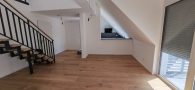 3 Zi Maisonette Penthouse mit Einbauküche WHG10 - Wohnzimmer