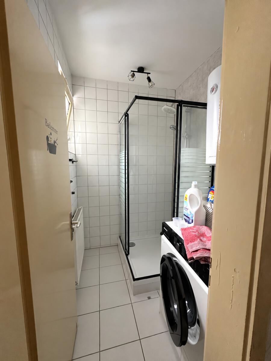 3 Zimmer EG Zentral in Fellbach - Bad (14688)