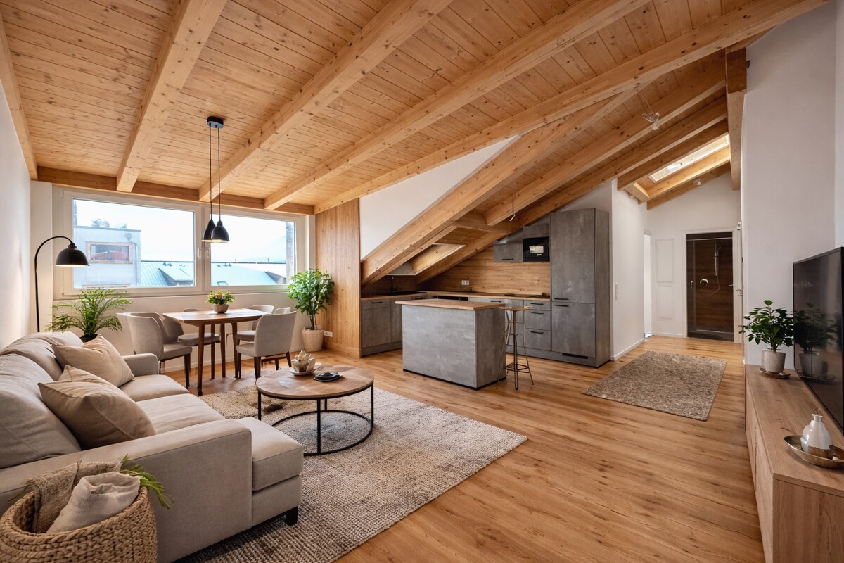 WOHNRESIDENZ PARTNACH - 2 Zi Wohnung - A12 - A12 Wohnen Muster möbiliert ki_260312 (13742)