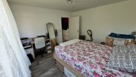3 Zimmer Wohnung in Wohn-und Geschäftshaus in Ostfildern-Scharnhausen - Schlafzimmer