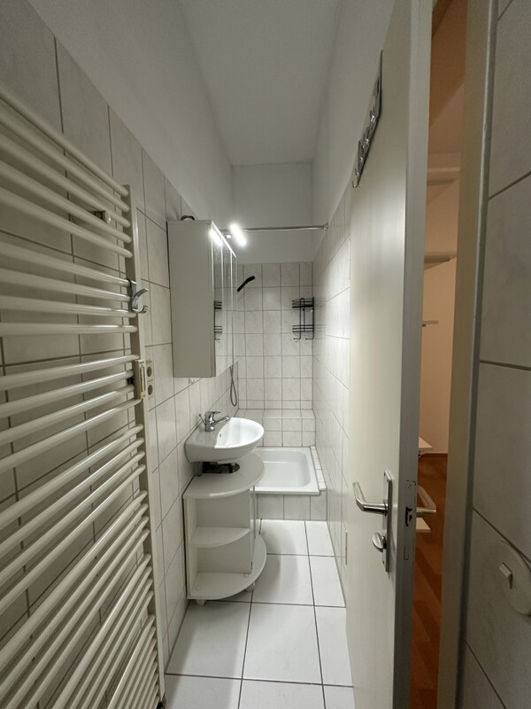 Möbiliertes 1 Zi. Apartment in Ostfildern-Scharnhausen - Bad/WC (14640)