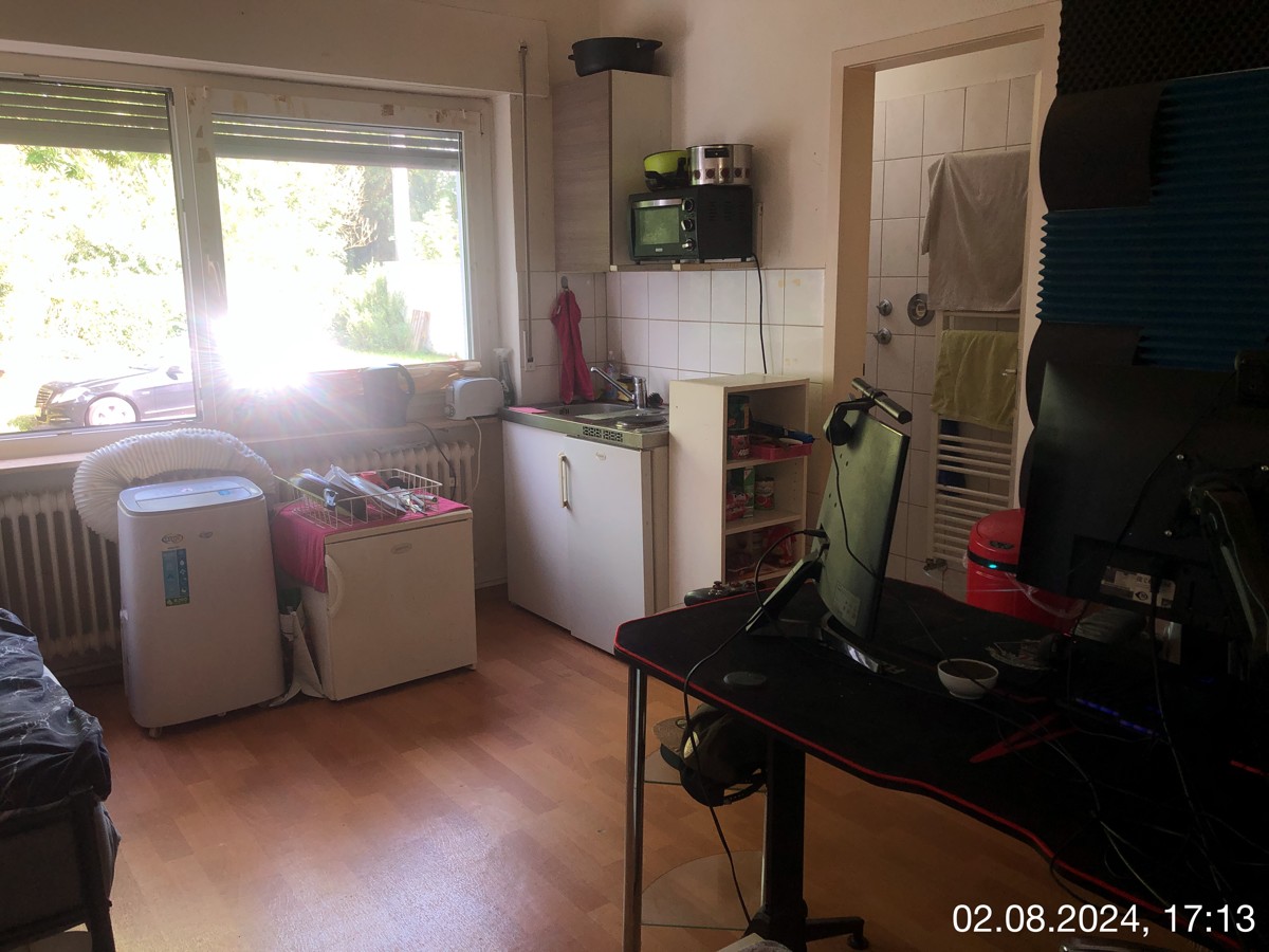 1 Zimmer Apartment in Wohn-und Geschäftshaus in Ostfildern-Scharnhausen - Küchenzeile (13865)
